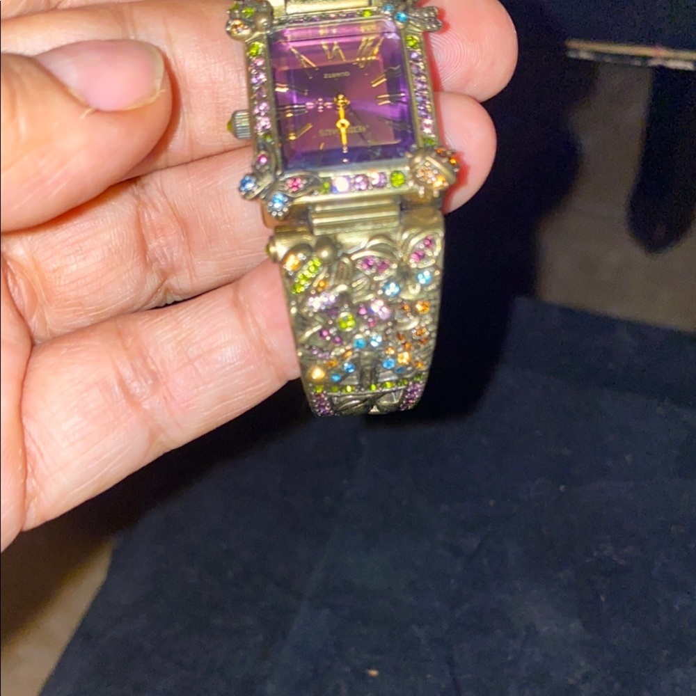 Vintage Heidi Daus Elegant Gold and Purple Women's Watch - Picture 8 of 10